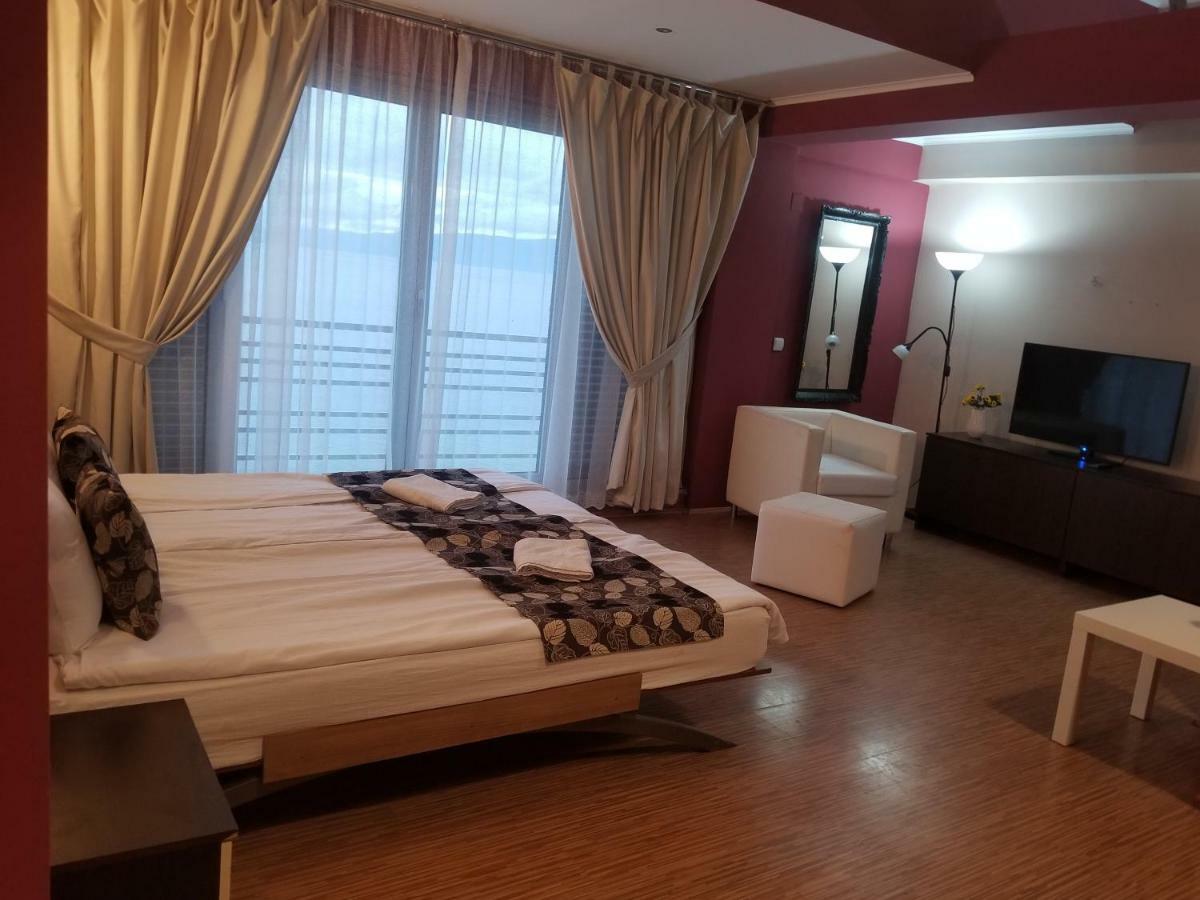 Vila Ineks Ohrid Otel Dış mekan fotoğraf