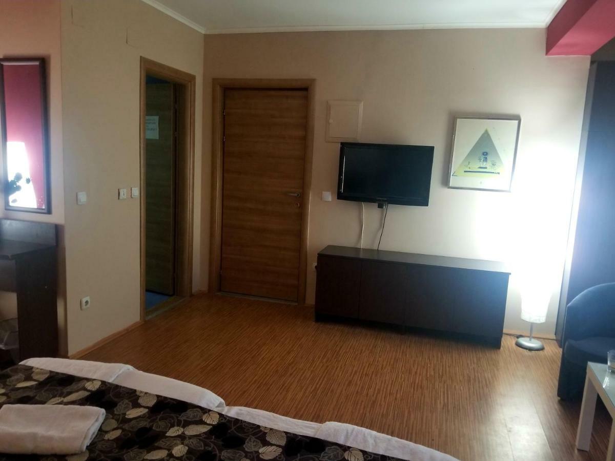 Vila Ineks Ohrid Otel Dış mekan fotoğraf