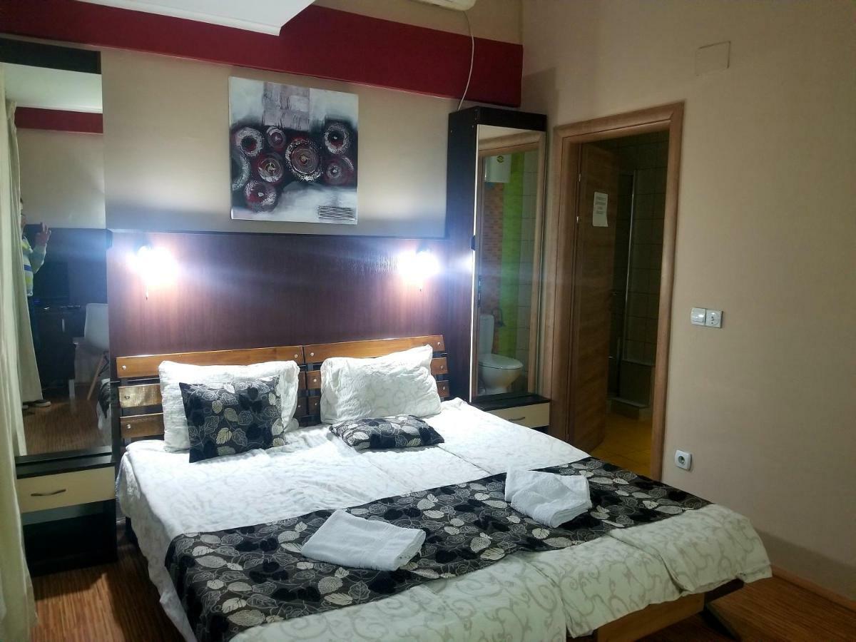 Vila Ineks Ohrid Otel Dış mekan fotoğraf